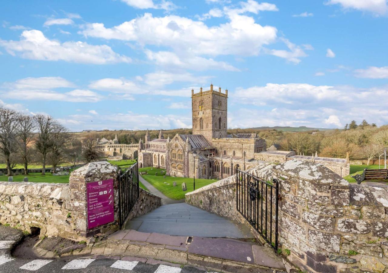 Bwthyn Clyd - St Davids Villa Екстериор снимка